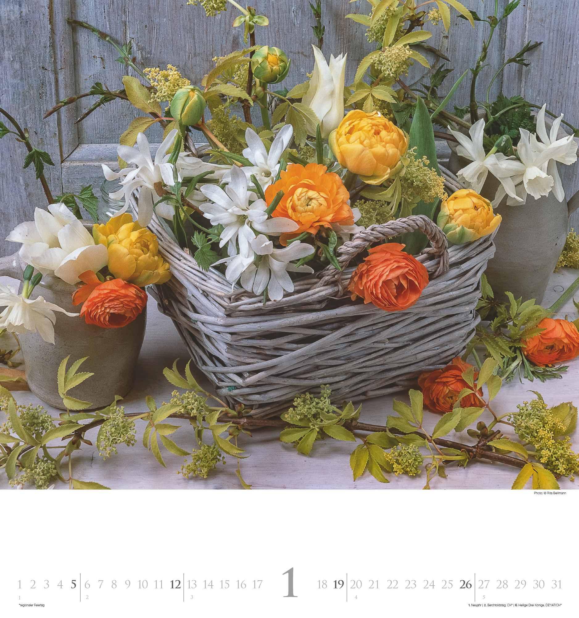 Bouquets 2025 - Foto-Kalender - Wand-Kalender - 45x48 - Blumen-Kalender